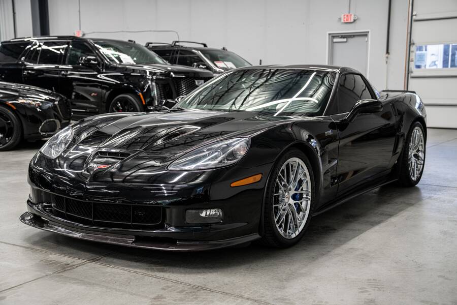 2009 Corvette ZR1 -3ZR, Chromed Wheels, Low Miles picture #4