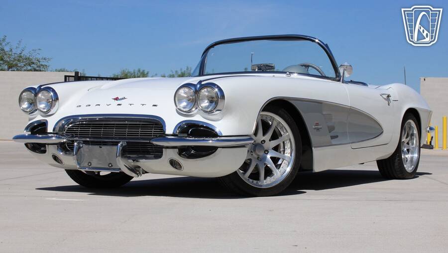 1961 Corvette picture #1