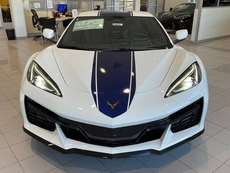 2027 Grand Sport 2LT Coupe picture #2