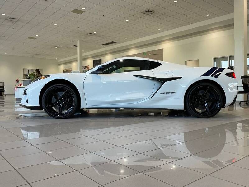 2027 Grand Sport 2LT Coupe picture #5