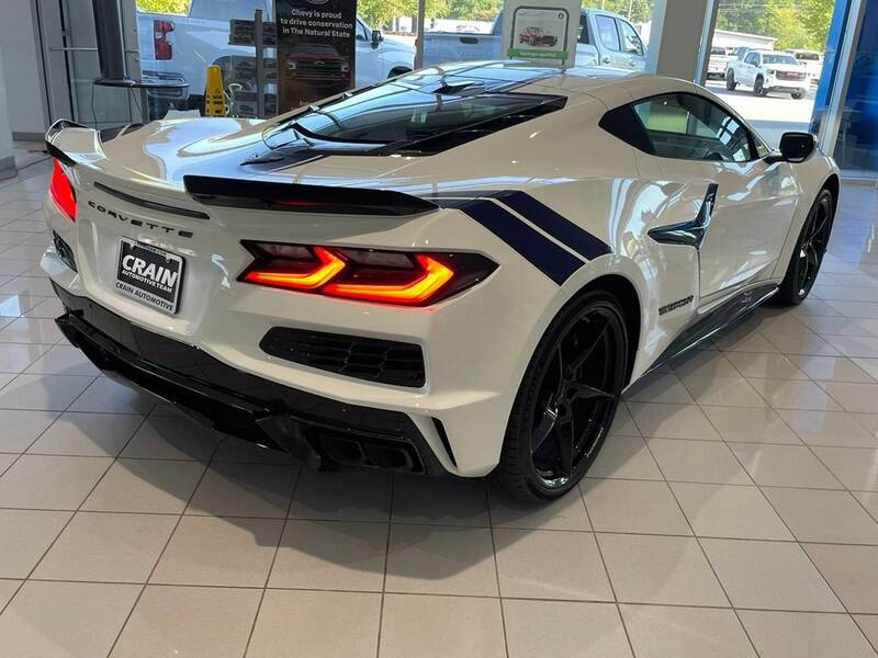 2027 Grand Sport 2LT Coupe picture #9