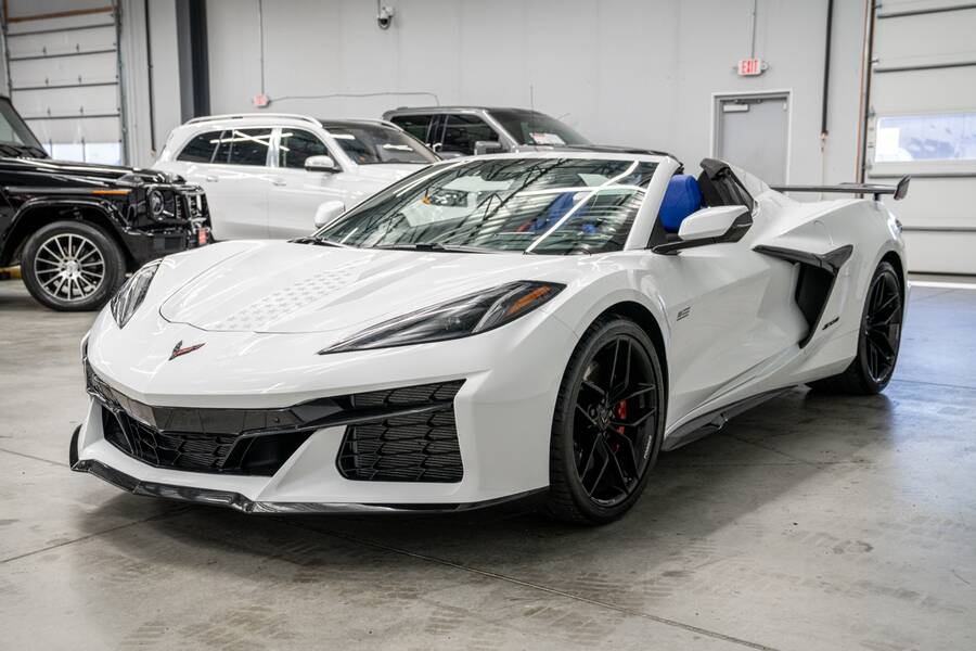 2026 Corvette Z06 Convertible -3LZ, Stars And Steel Edition, Carbon Fiber Interior Trim picture #4
