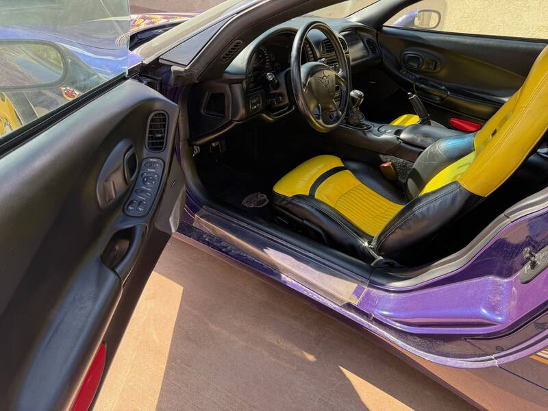 1998 Chevrolet Corvette Convertible | 6-Speed Manual | Indy 500 Livery picture #5