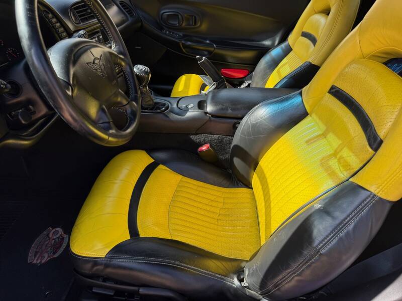 1998 Chevrolet Corvette Convertible | 6-Speed Manual | Indy 500 Livery picture #6
