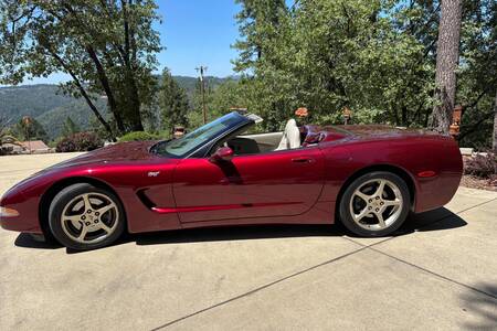 2003 50th Anniversary Edition Corvette picture #1