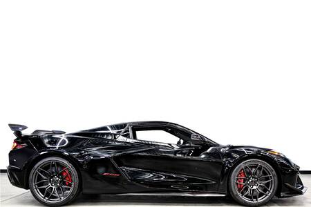2024 Corvette Z06 Convertible -6 Original Miles, 3LZ Ultimate Performance, Carbon Aero picture #1