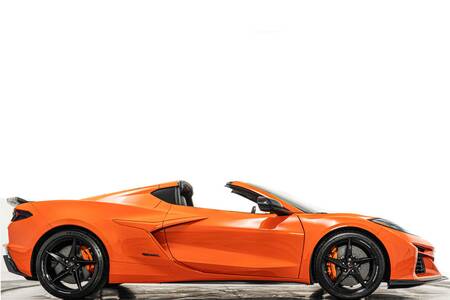 2025 Corvette E-Ray -3LZ Package, 655 Horsepower, Forged Wheels, Front Axle Lift picture #1