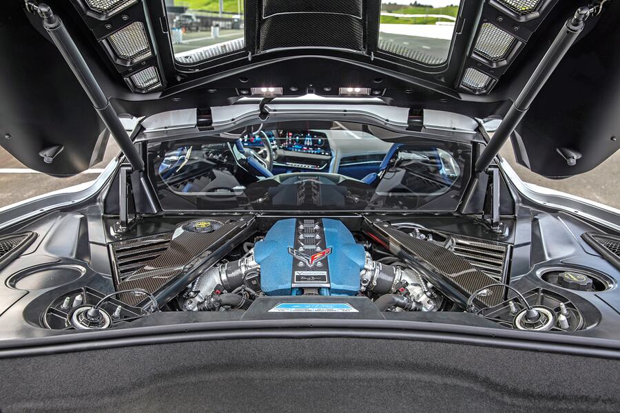 Photo: First Drive: 2026 ZR1X 2