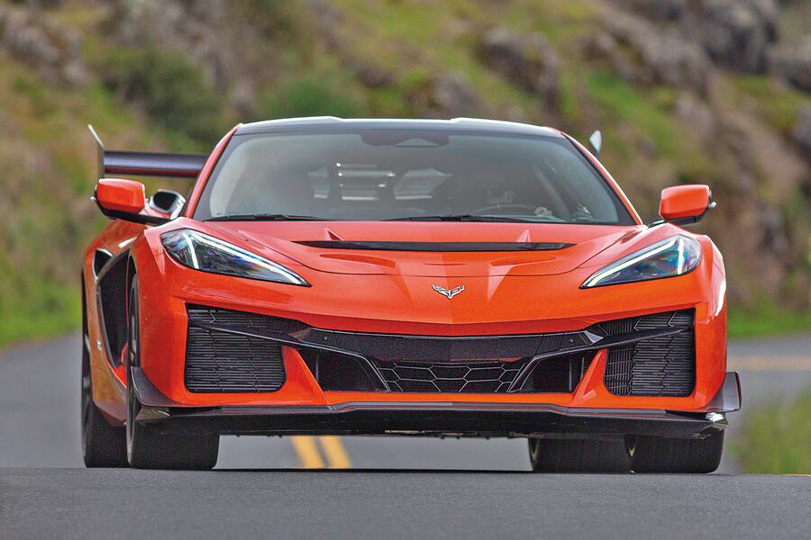 Photo: First Drive: 2026 ZR1X 3