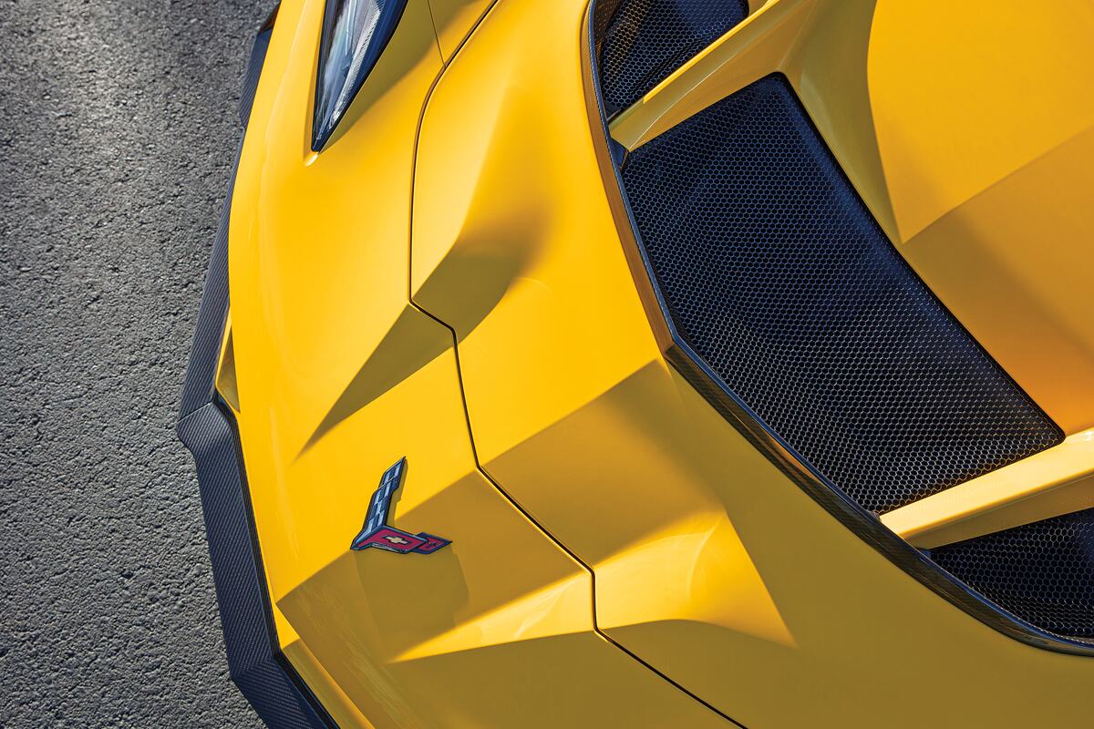Photo: First Look: 2025 ZR1 1