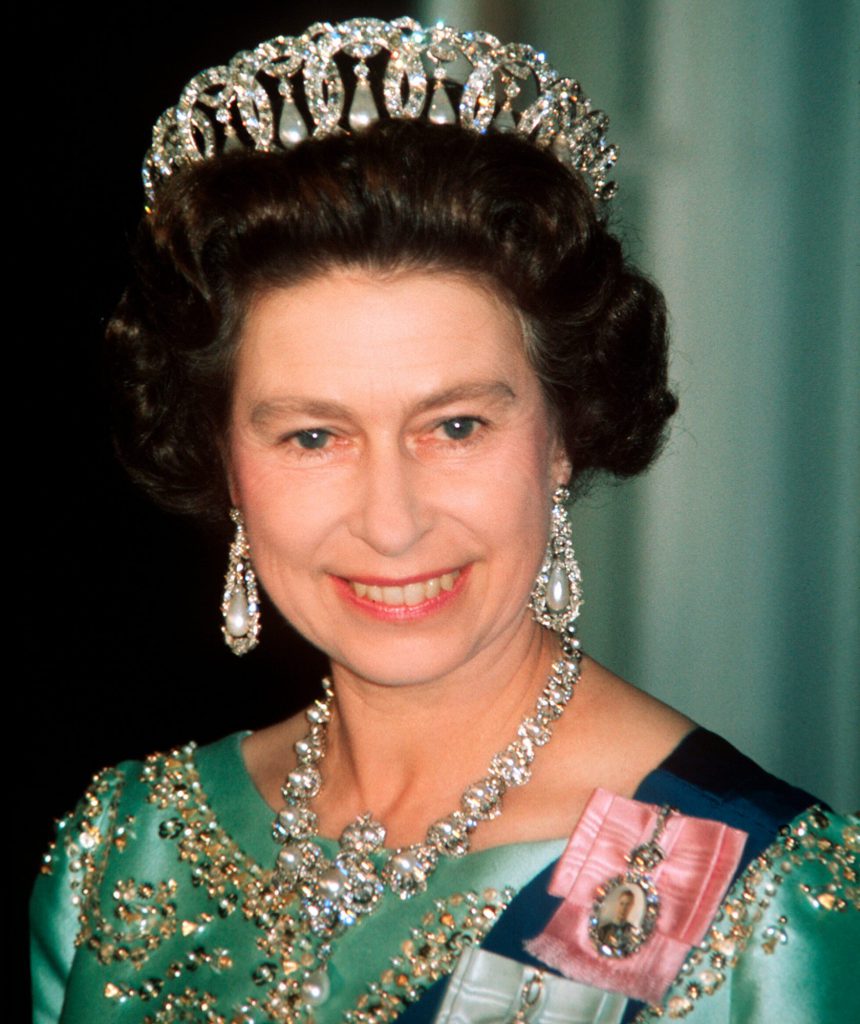 bárbara hutton tiara Reina Isabel bárbara hutton