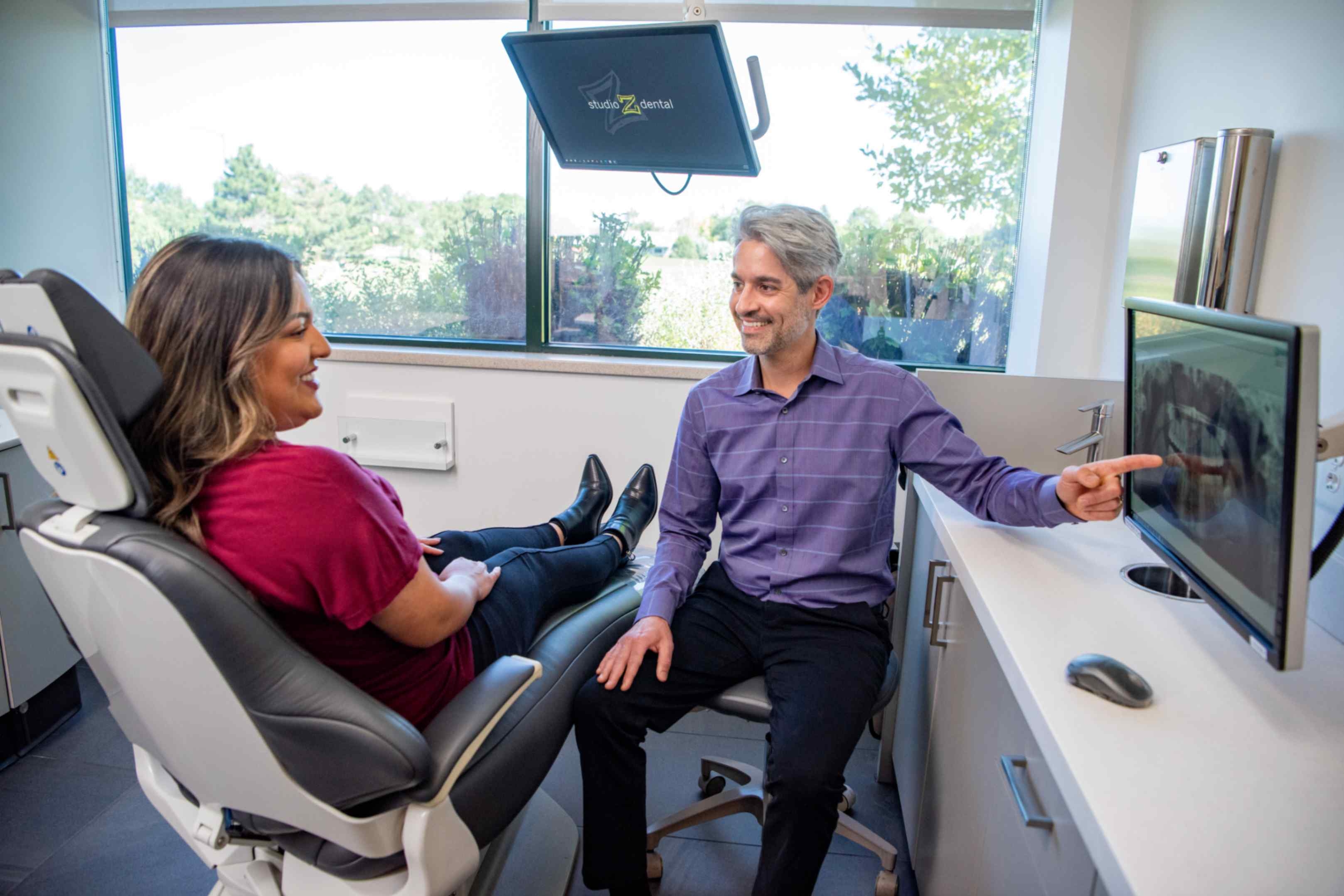 How do I choose the best cosmetic dentist near Louisville, Colorado?