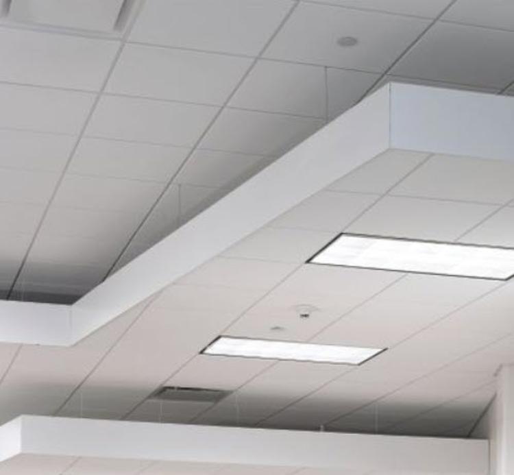 10 ft x 8 in Armstrong Axiom Classic Curved Trim / White AX8CUR at