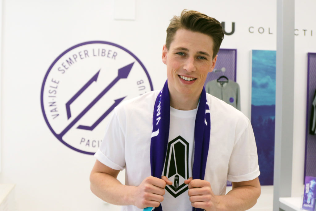Lukas MacNaughton