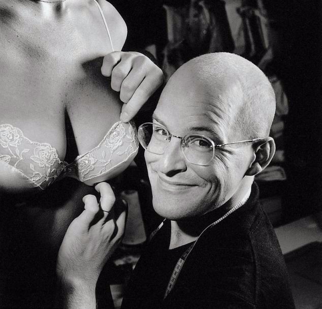 Superfical Bras – The Weird Ones