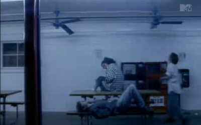 Friday Nineties – R.E.M. – Nightswimming