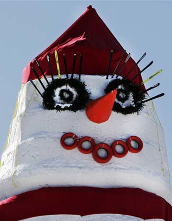 worlds-largest-snowman-0006