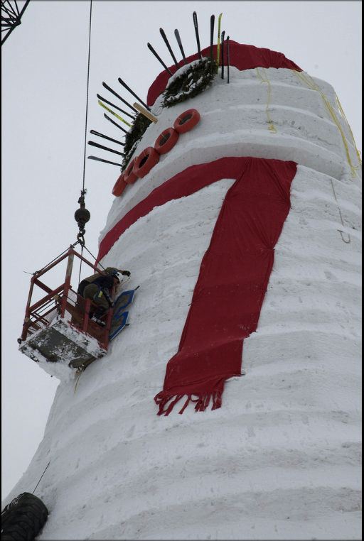 worlds-largest-snowman-0009