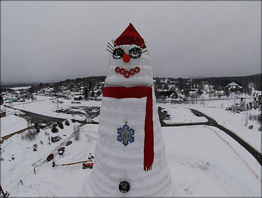worlds-largest-snowman-0018
