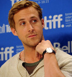 Ryan Gosling Likes to Knit