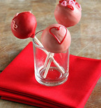 8 Valentine’s Day Cake Pop Recipes