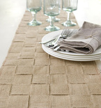 7 Sophisticated Burlap Crafts