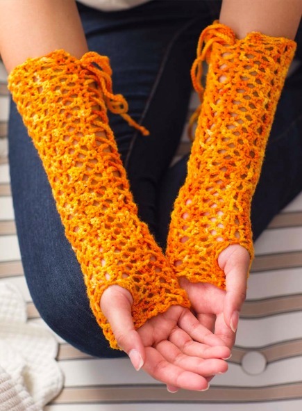 Corset-Laced Gauntlets (Free Crochet Pattern)