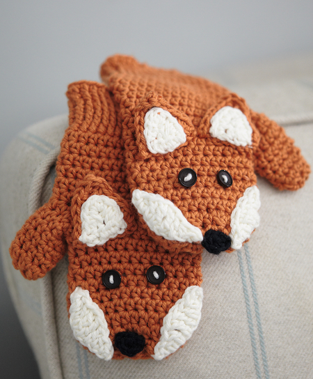 Crocheted Children's Fox Mittens (free pattern)