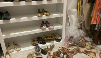 How To Downsize Your Closet To Maximize Your Happiness (and Space)