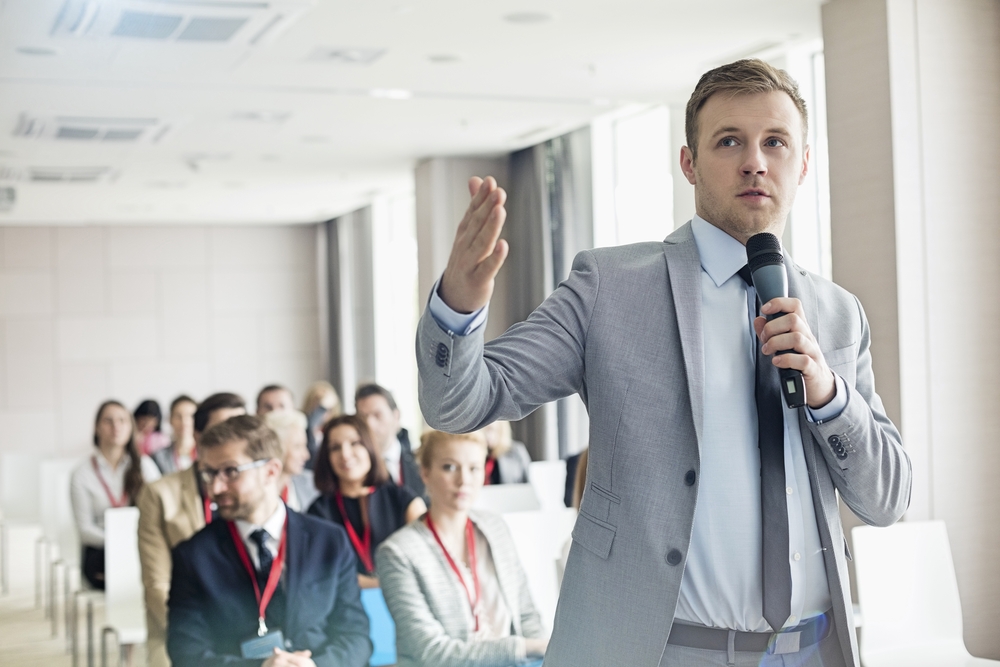 How Becoming a Great Public Speaker Helps You Achieve Your Goals