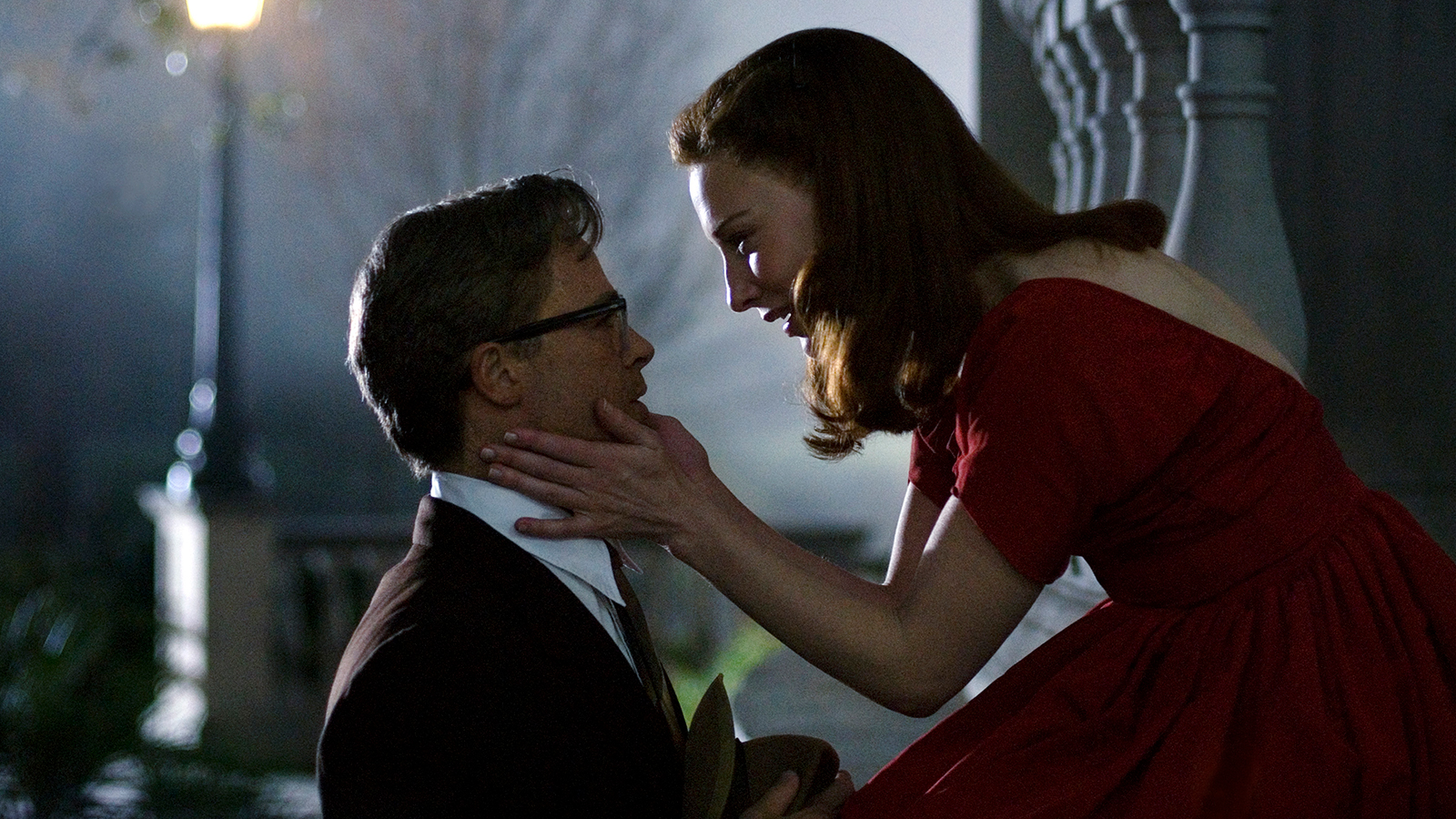 <i>The Curious Case of Benjamin Button:</i> The Man Who Watched the Hours Go By