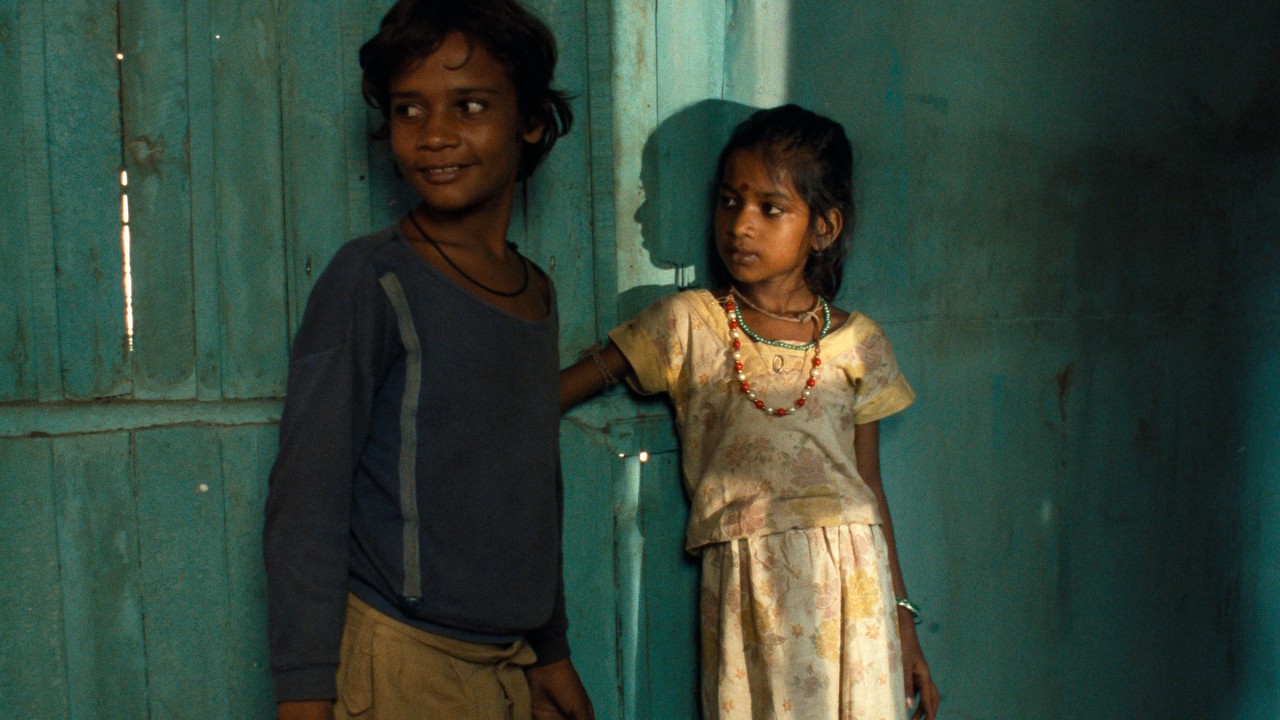 Salaam Bombay!: A View from the Streets