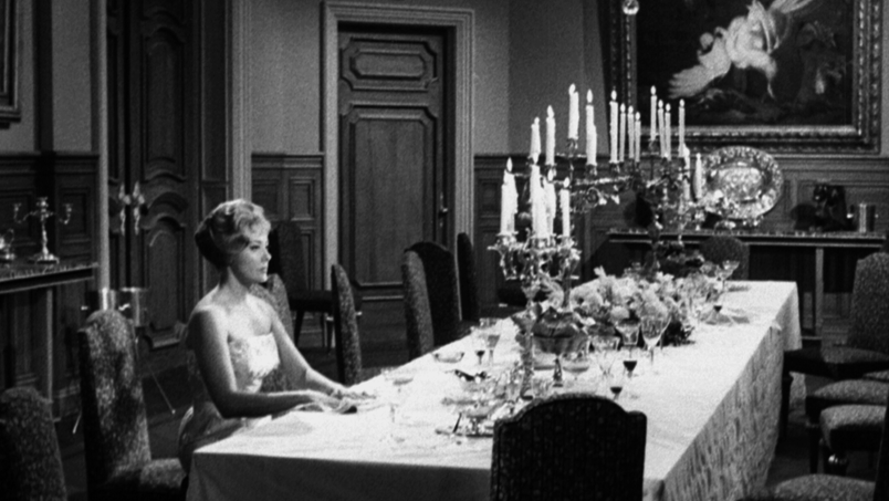 exterminating angel frame grab