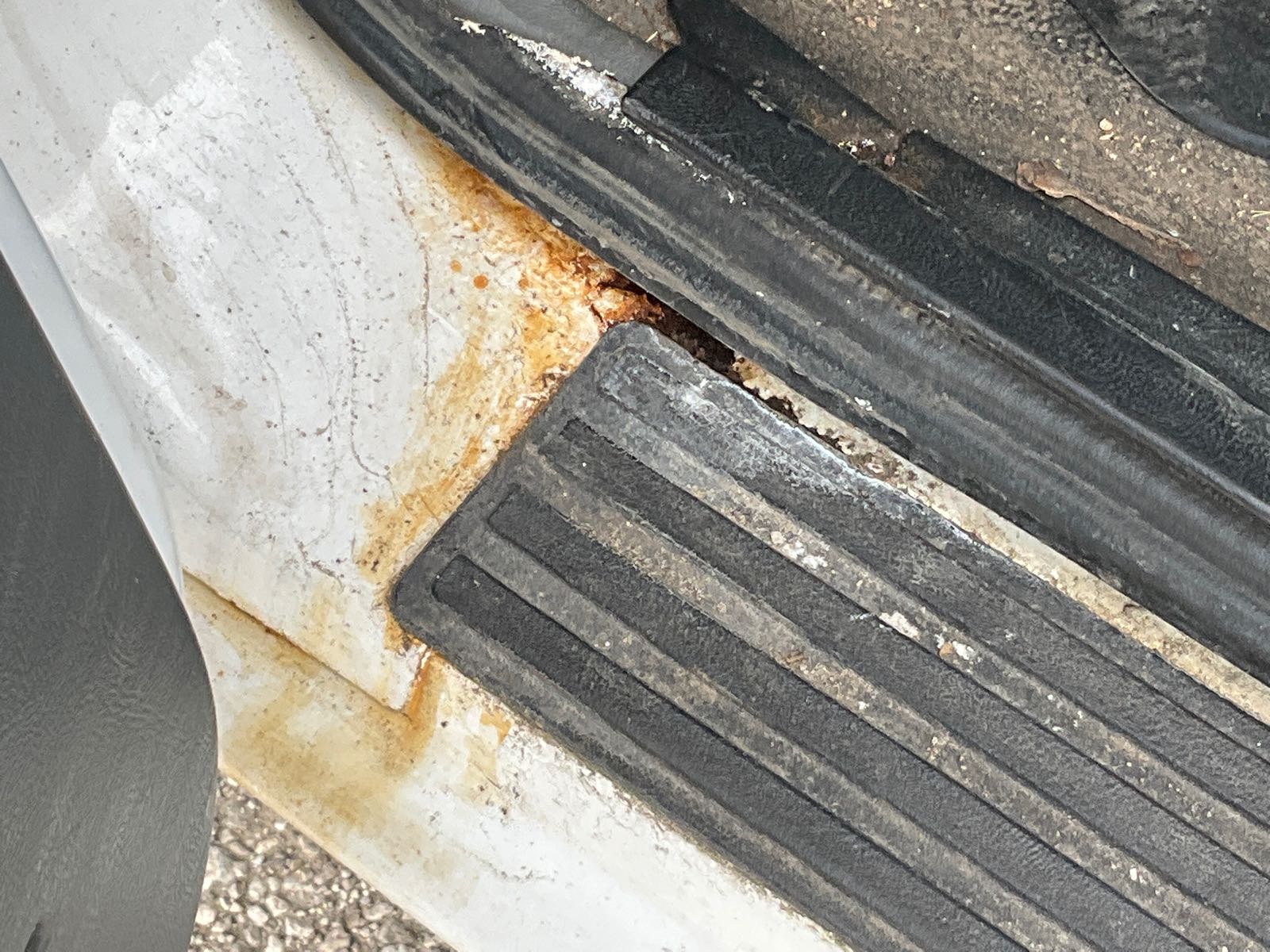 LF Door (Heavy Mult Scratches)