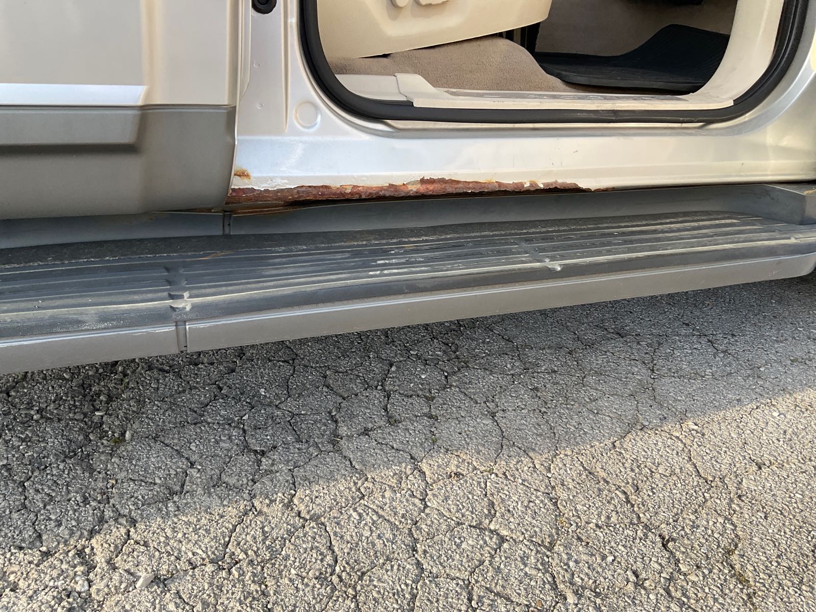 LF Center Cap (Missing)