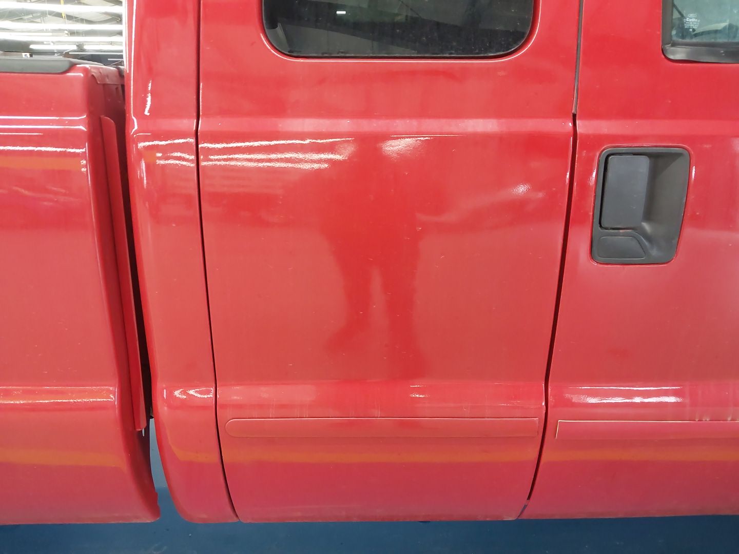 Rear Cab Panel (Heavy Mult Scratches)