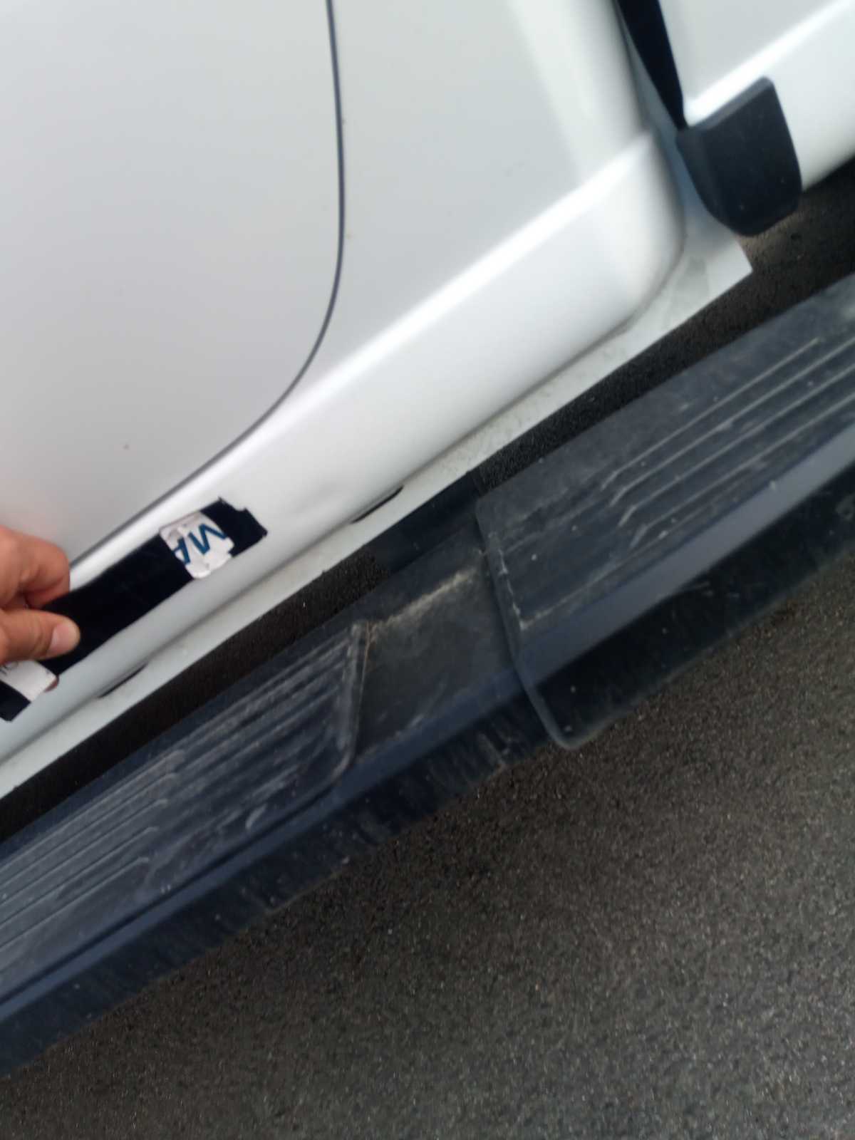 R Rocker Panel Outer (Mult Dents/Paint Dmg)