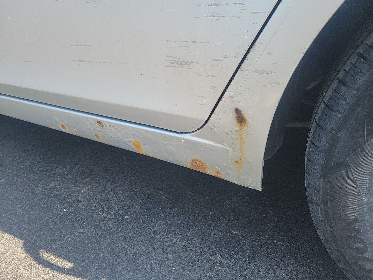 R Rocker Panel Outer (Rust)