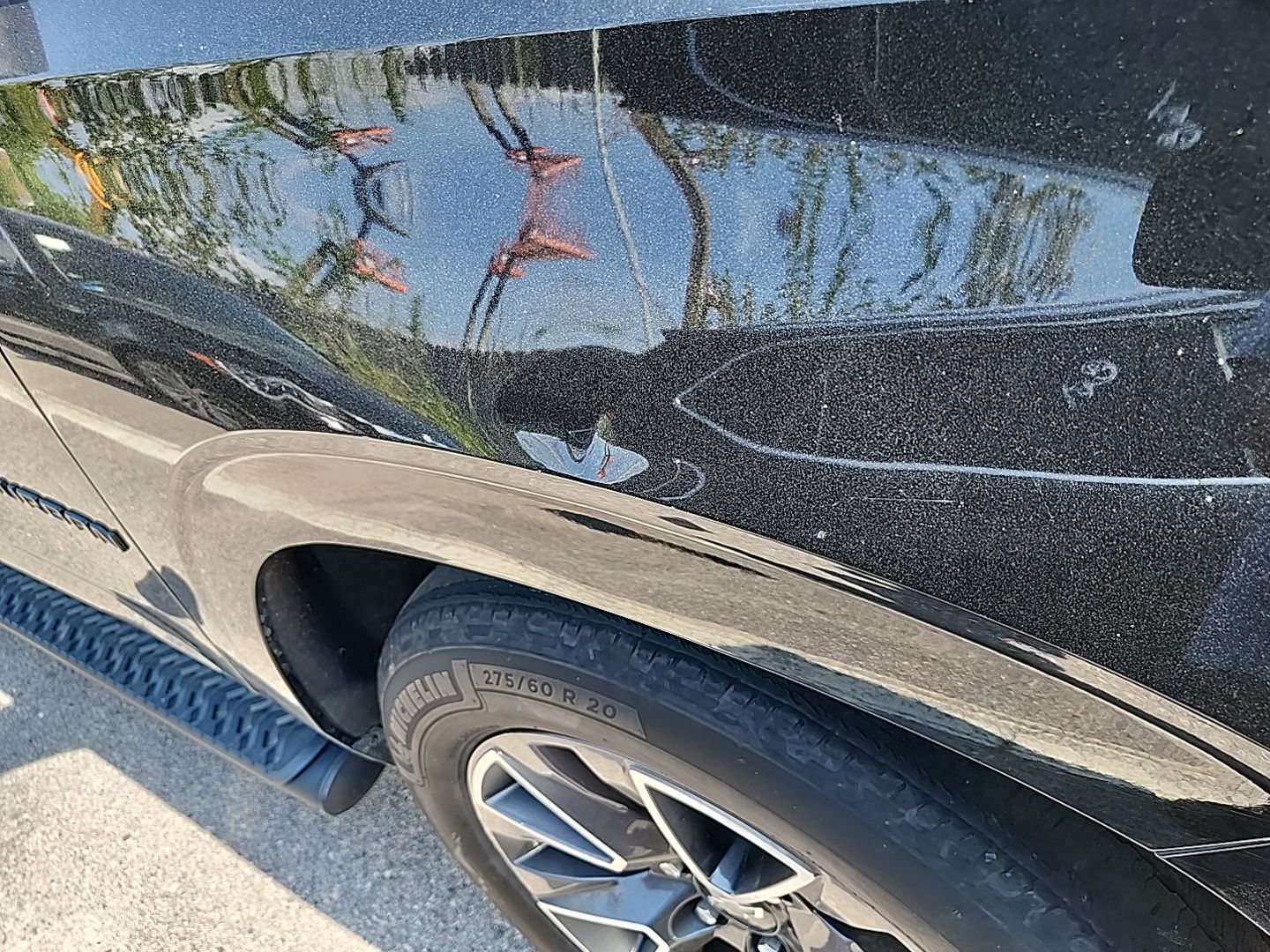 Dented Gradung Bucket RR Door (Prev Repair)
