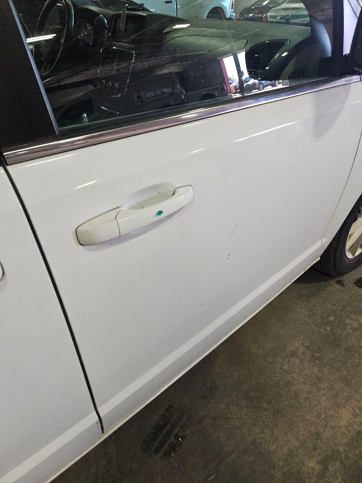 Dented Gradung Bucket Front Bumper Cover (Chipped)