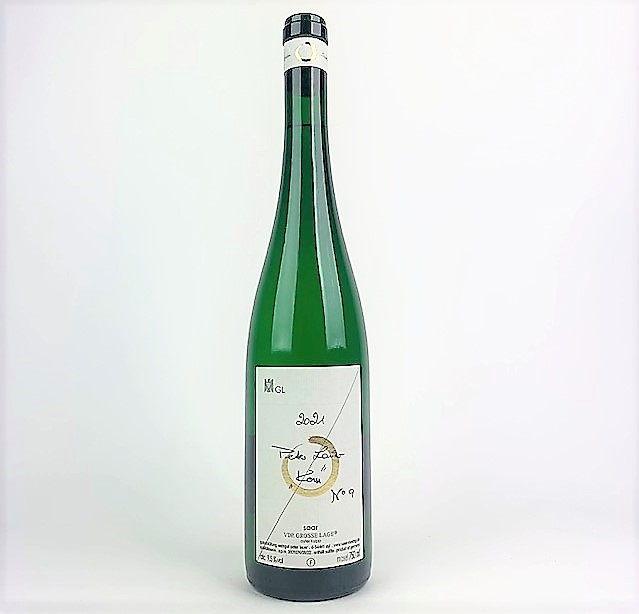 photo of bottle of Lauer Riesling Kern