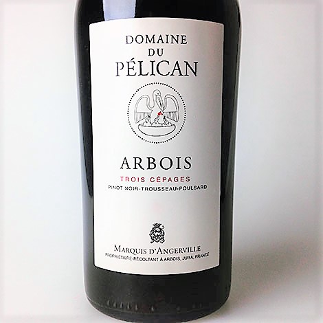 photo of bottle of Pelican Trois Cepages