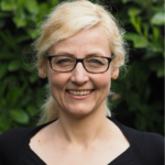 Dr. Steffi Dreha-Kulaczewski