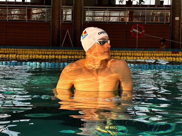 Wiktor Wisniewski image 1