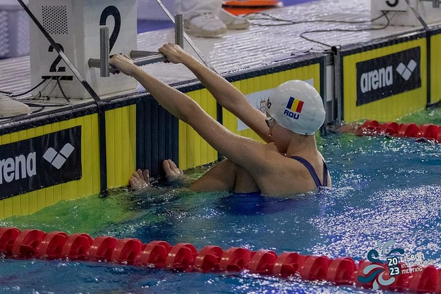 Alexandra Radulescu image 6