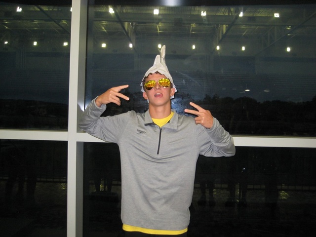 Turner Mitten image 1