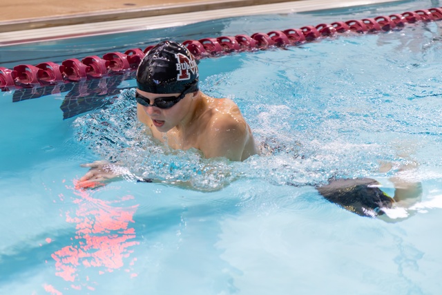 Luan Van der riet image 1