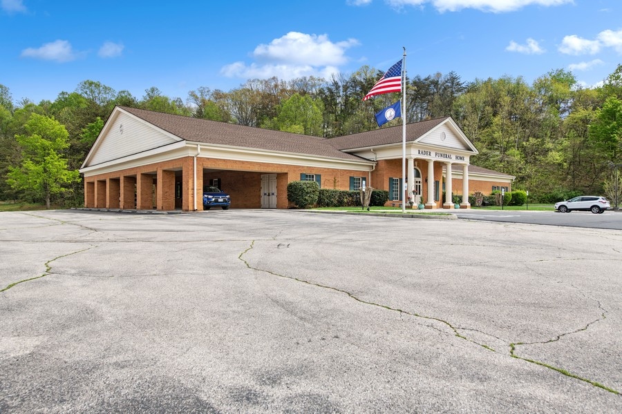 Burial Services Rader Funeral Home Daleville VA funeral home and