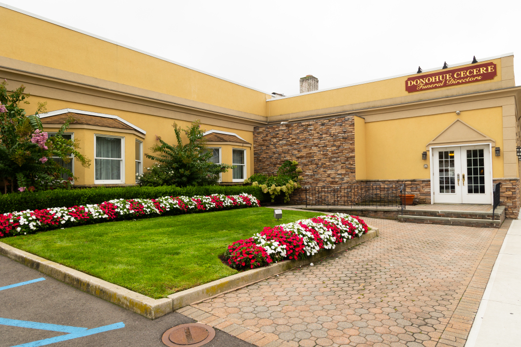 Tour our facilities and Meet our Knowledgeable and Compassionate staff.