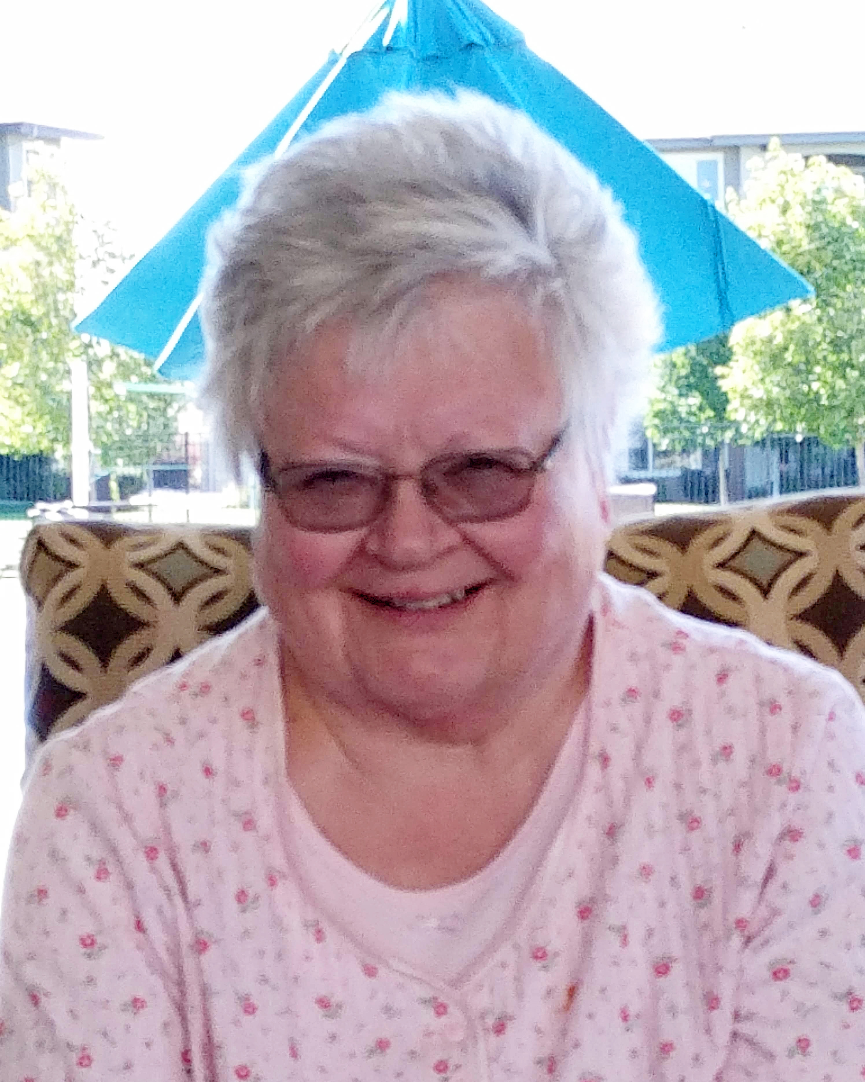 Tribute for Gloria G. Praegitzer Relyea Funeral Chapel